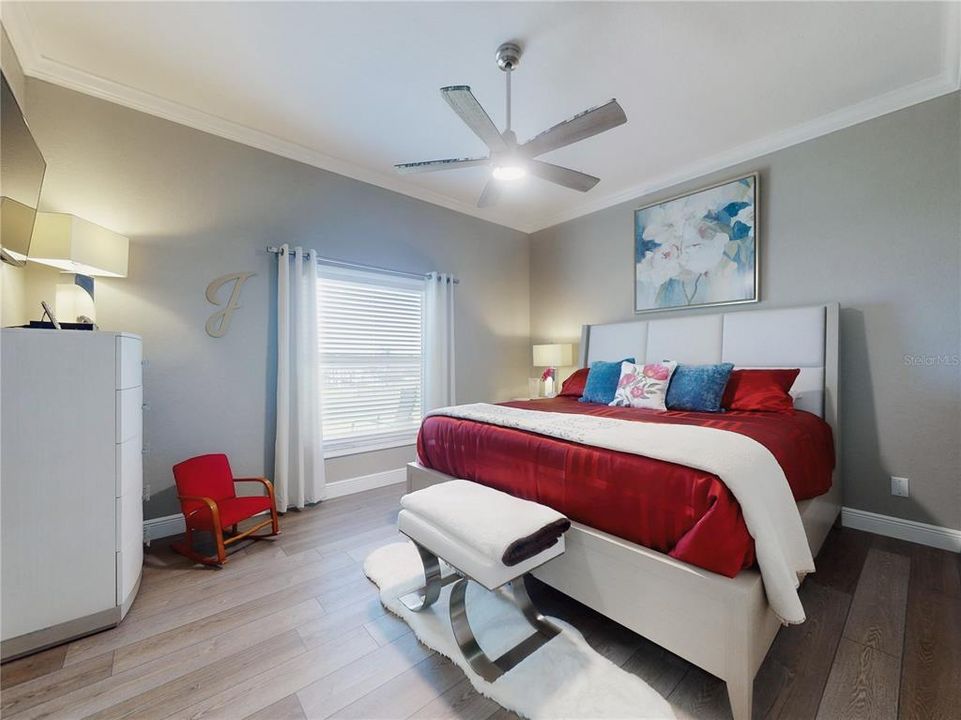 For Sale: $2,599,000 (3 beds, 2 baths, 2654 Square Feet)