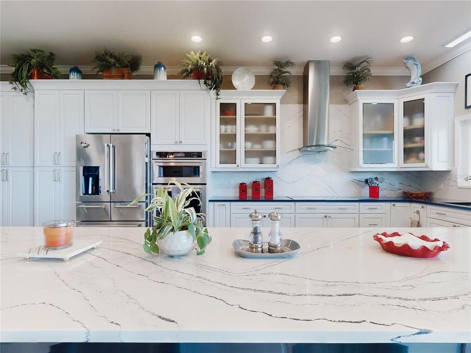 For Sale: $2,599,000 (3 beds, 2 baths, 2654 Square Feet)