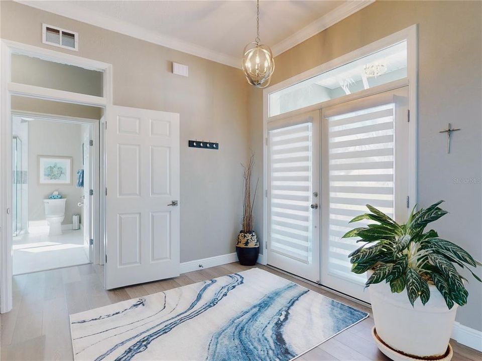 For Sale: $2,599,000 (3 beds, 2 baths, 2654 Square Feet)