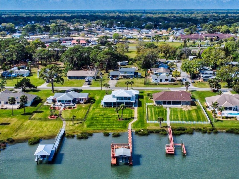 For Sale: $2,599,000 (3 beds, 2 baths, 2654 Square Feet)