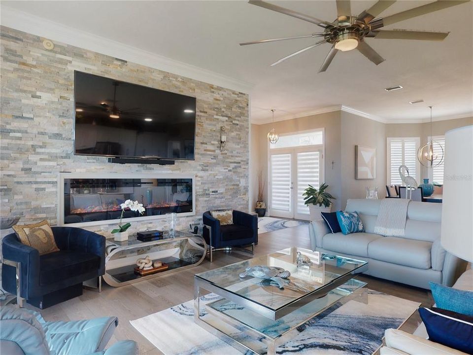 For Sale: $2,599,000 (3 beds, 2 baths, 2654 Square Feet)