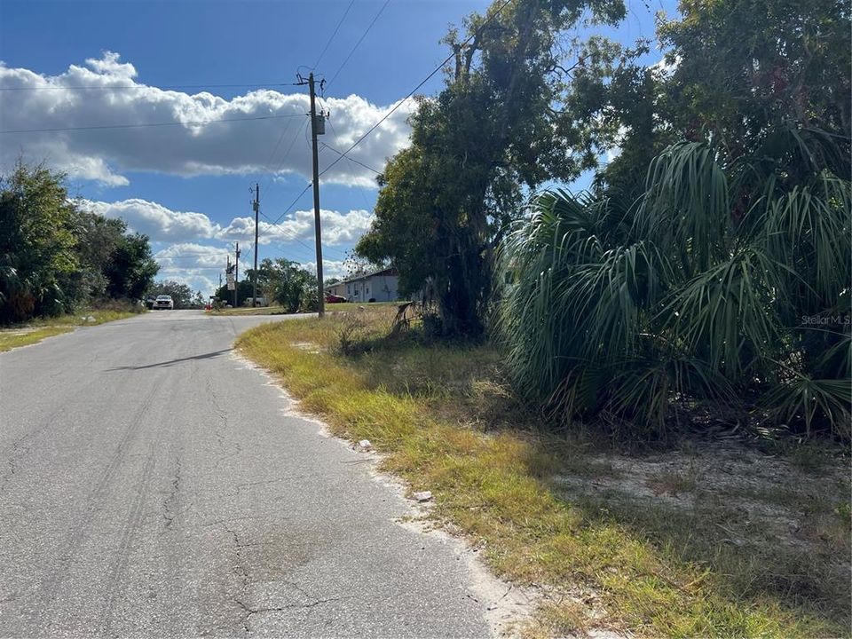 待售: $24,900 (0.16 acres)