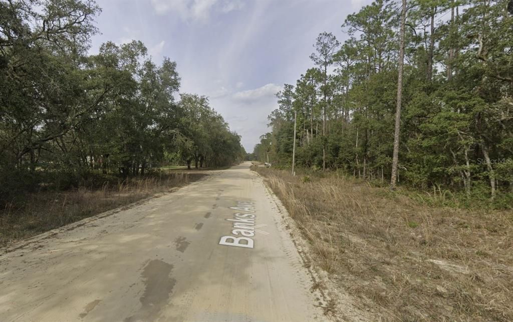 待售: $20,800 (0.98 acres)