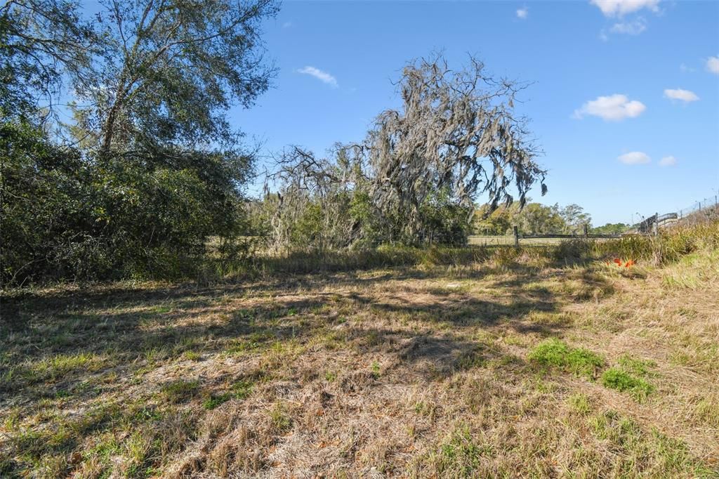 На продажу: $129,900 (3.00 acres)