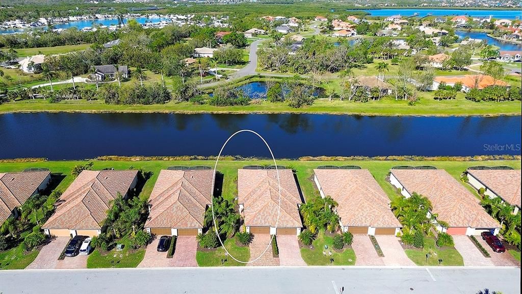 Vendido Recientemente: $399,900 (2 camas, 2 baños, 1545 Pies cuadrados)