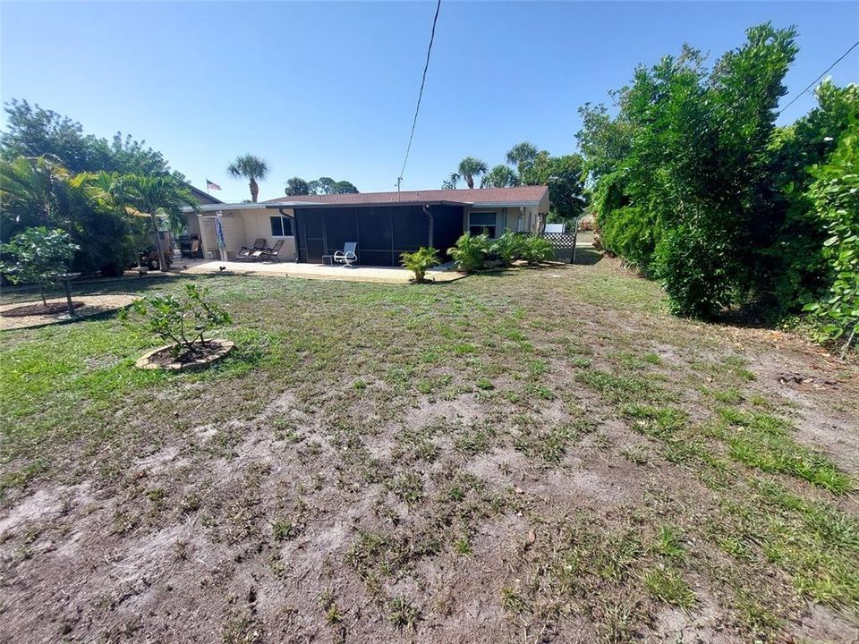 For Rent: $3,200 (2 beds, 2 baths, 1176 Square Feet)