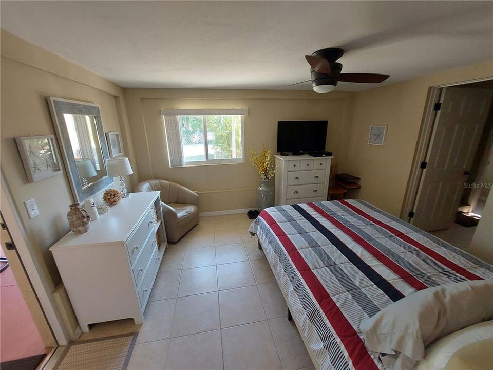 For Rent: $3,200 (2 beds, 2 baths, 1176 Square Feet)
