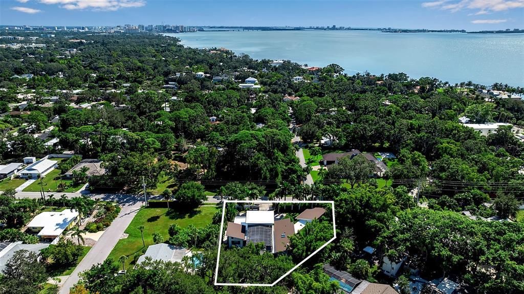 En Venta: $2,150,000 (3 camas, 3 baños, 2939 Pies cuadrados)