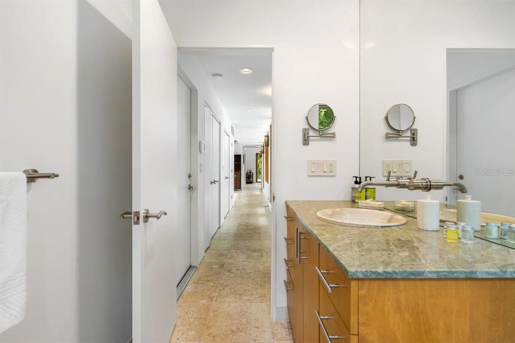 En Venta: $2,150,000 (3 camas, 3 baños, 2939 Pies cuadrados)