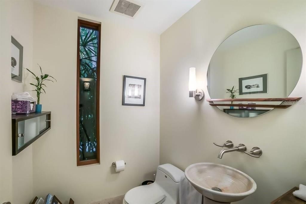 En Venta: $2,150,000 (3 camas, 3 baños, 2939 Pies cuadrados)