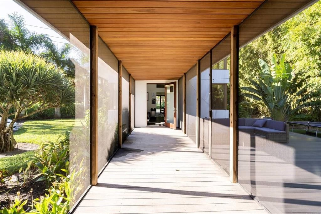 En Venta: $2,150,000 (3 camas, 3 baños, 2939 Pies cuadrados)