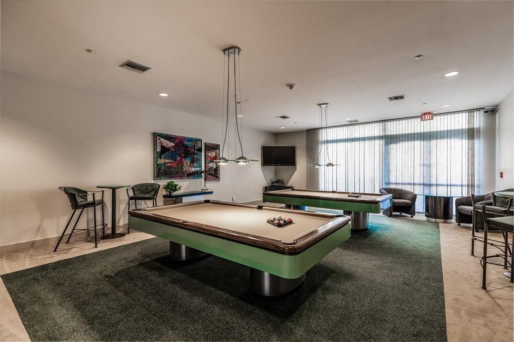 Под контрактом: $3,400,000 (3 спален, 4 ванн, 3320 Квадратных фут)