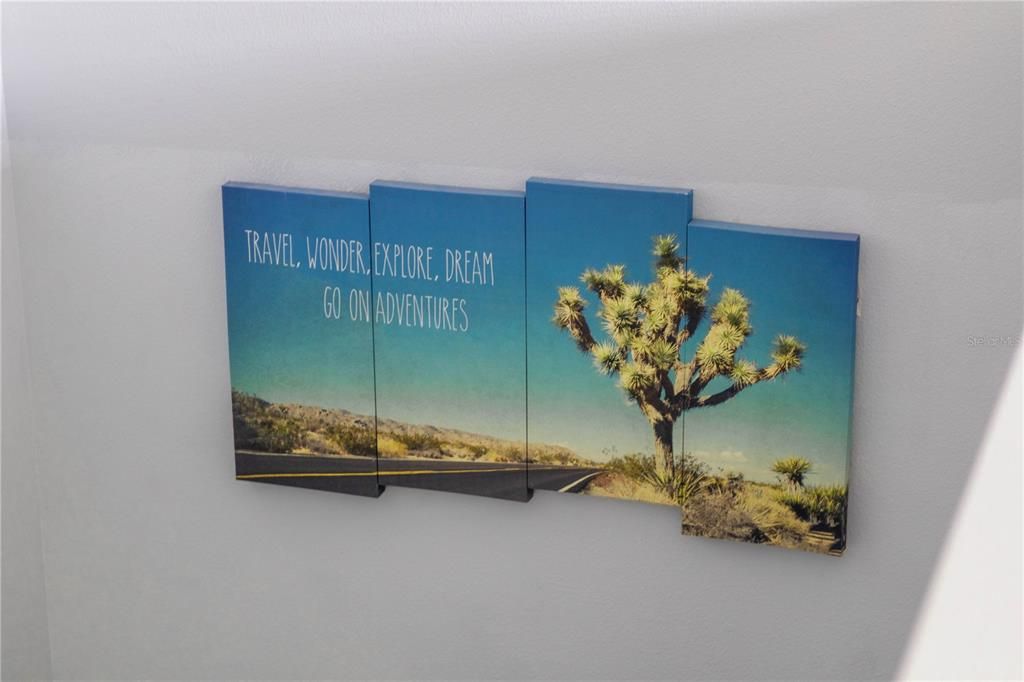 Под контрактом: $579,999 (5 спален, 3 ванн, 2638 Квадратных фут)