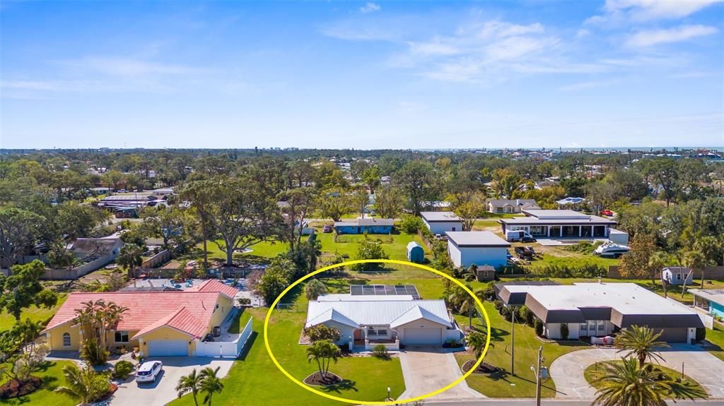 Active With Contract: $489,000 (3 beds, 2 baths, 1711 Square Feet)