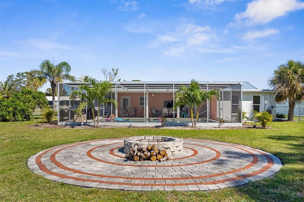 Active With Contract: $489,000 (3 beds, 2 baths, 1711 Square Feet)