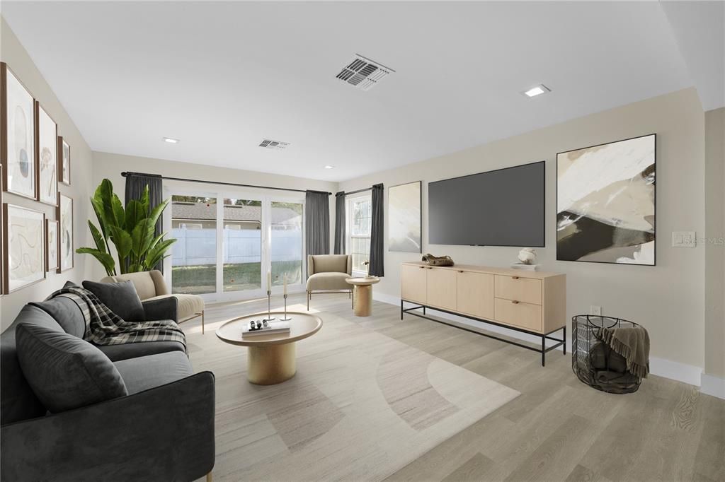 合同活跃: $715,000 (3 贝兹, 2 浴室, 2134 平方英尺)