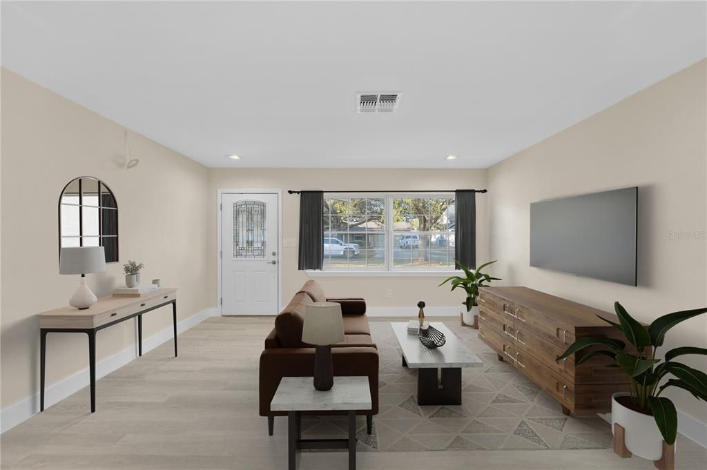 合同活跃: $715,000 (3 贝兹, 2 浴室, 2134 平方英尺)