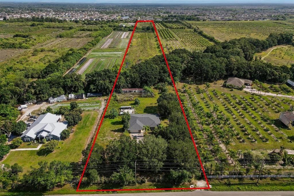 For Sale: $1,700,000 (3 beds, 2 baths, 2101 Square Feet)