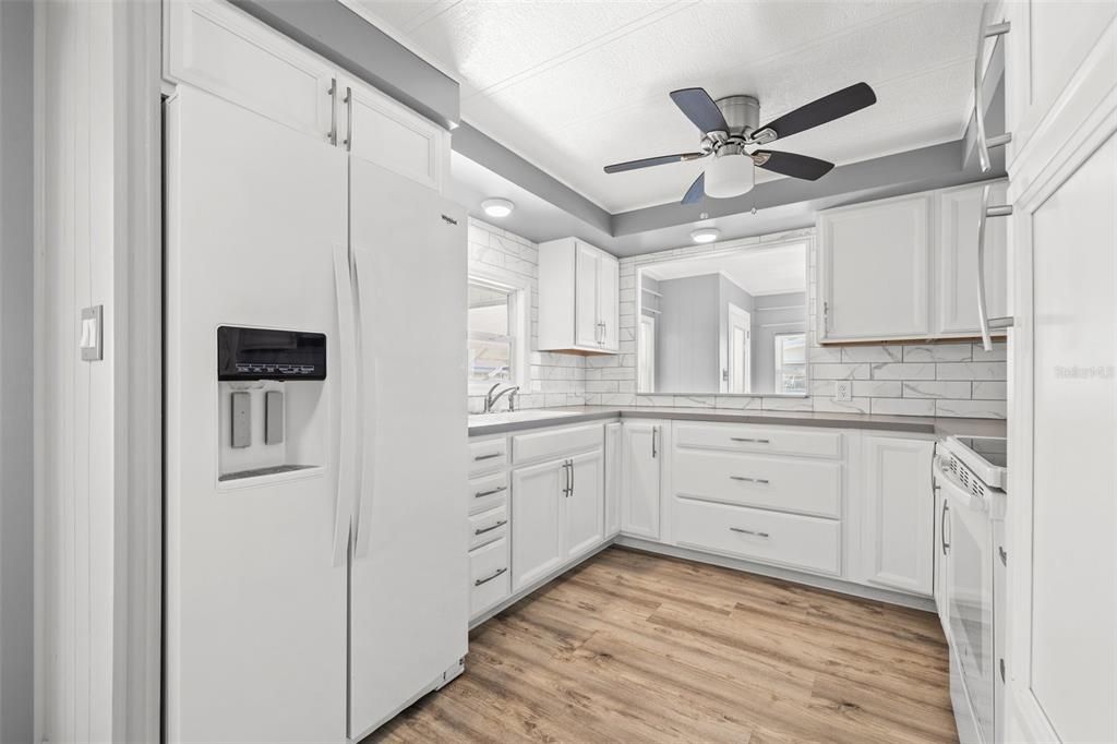 For Sale: $152,900 (2 beds, 2 baths, 1152 Square Feet)