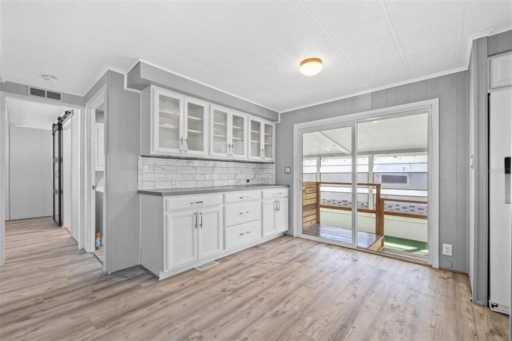 For Sale: $152,900 (2 beds, 2 baths, 1152 Square Feet)