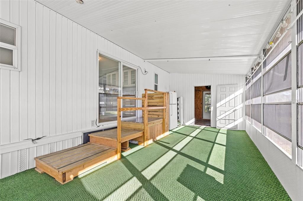 For Sale: $152,900 (2 beds, 2 baths, 1152 Square Feet)