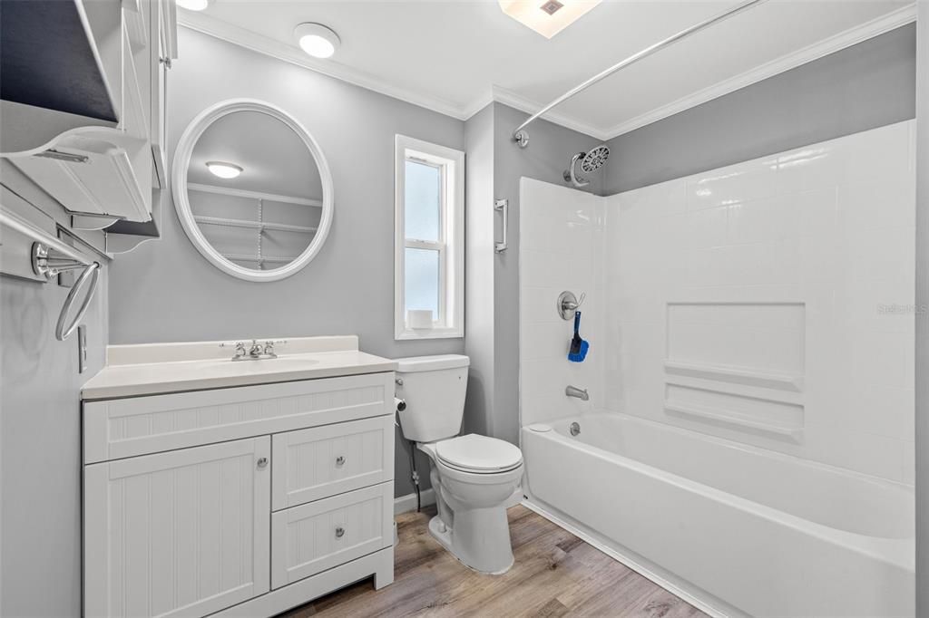 For Sale: $152,900 (2 beds, 2 baths, 1152 Square Feet)