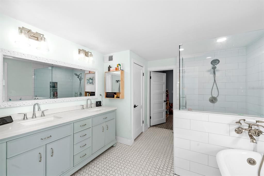 待售: $724,000 (4 贝兹, 3 浴室, 2480 平方英尺)