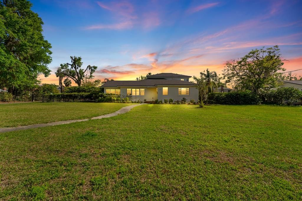 待售: $724,000 (4 贝兹, 3 浴室, 2480 平方英尺)