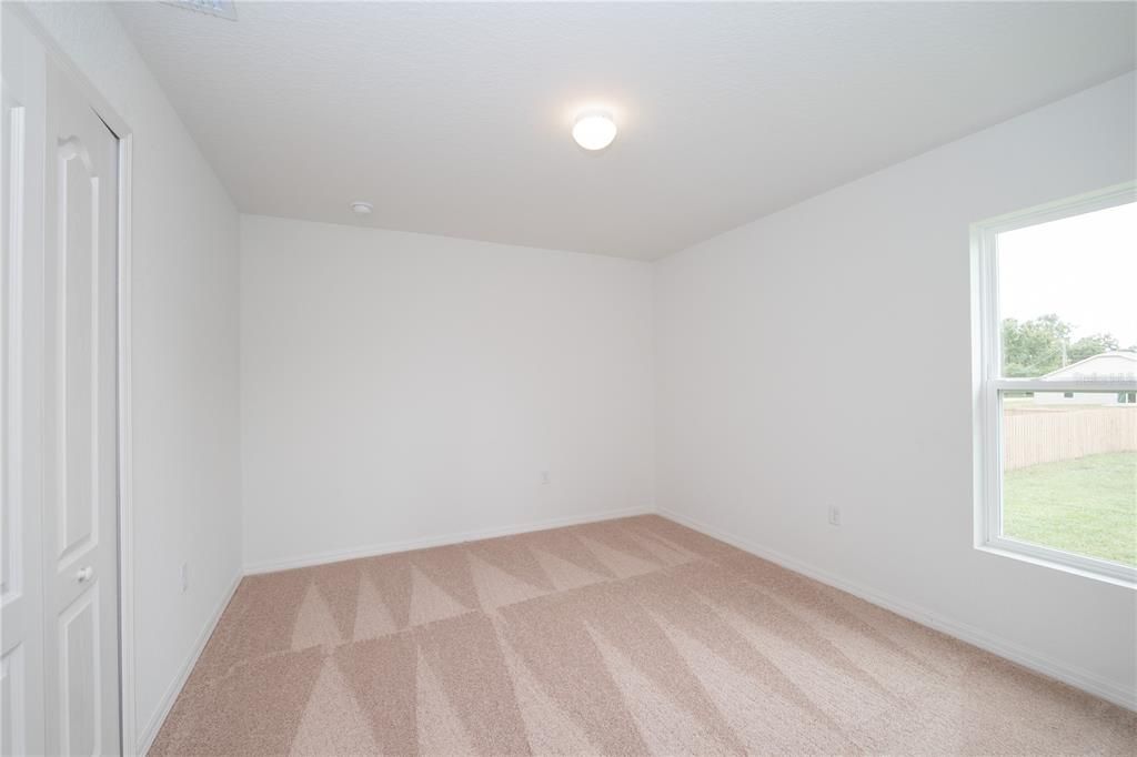 Active With Contract: $277,020 (3 beds, 2 baths, 1266 Square Feet)