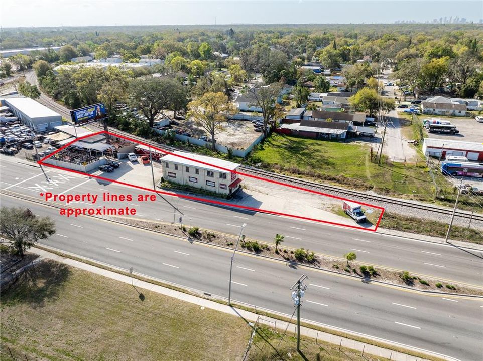 合同活跃: $495,000 (0 贝兹, 0 浴室, 2438 平方英尺)