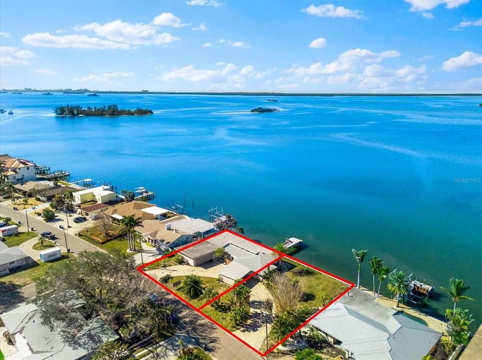 For Sale: $1,470,000 (0.18 acres)
