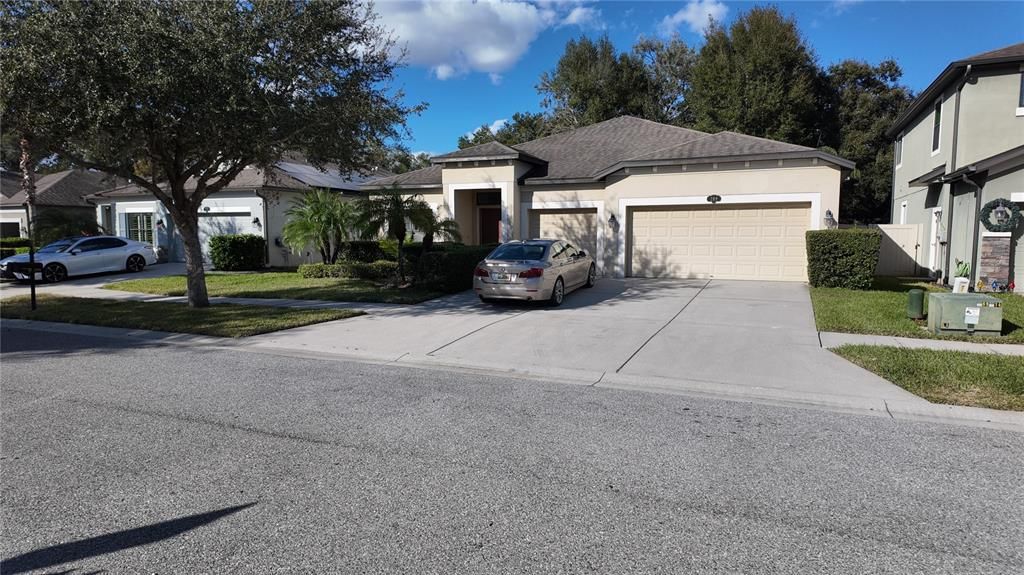 最近租的: $2,500 (4 贝兹, 3 浴室, 2313 平方英尺)