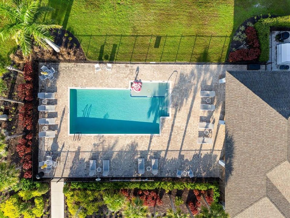 待售: $350,000 (2 贝兹, 2 浴室, 1462 平方英尺)