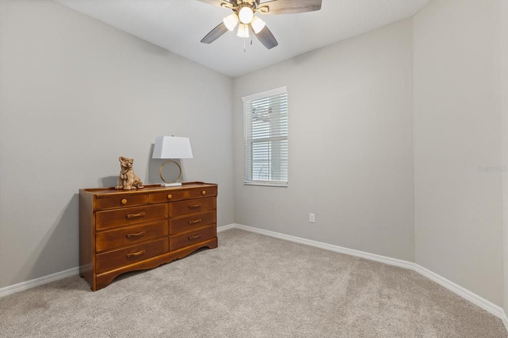 待售: $350,000 (2 贝兹, 2 浴室, 1462 平方英尺)