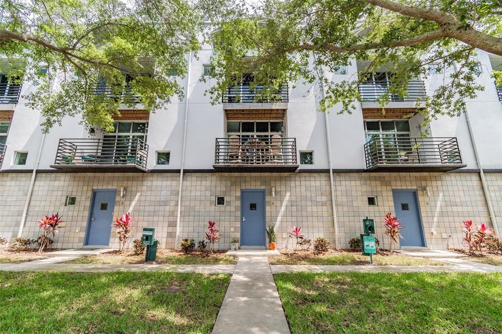 Recently Rented: $2,800 (2 beds, 2 baths, 1259 Square Feet)