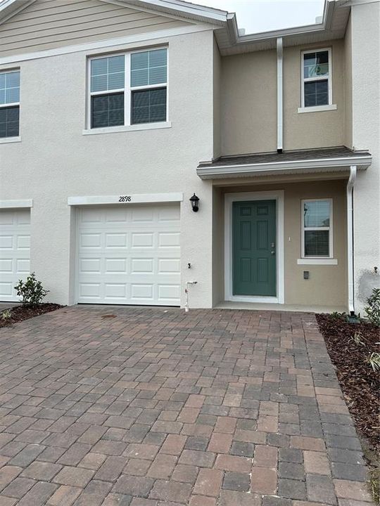 Recently Sold: $316,990 (3 beds, 2 baths, 1463 Square Feet)