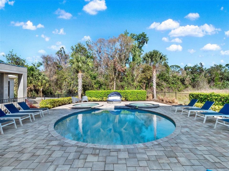 Active With Contract: $1,790,400 (8 beds, 8 baths, 6135 Square Feet)