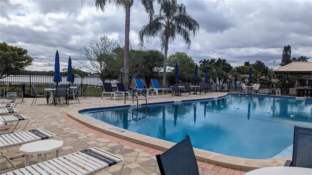 На продажу: $118,000 (2 спален, 2 ванн, 1104 Квадратных фут)