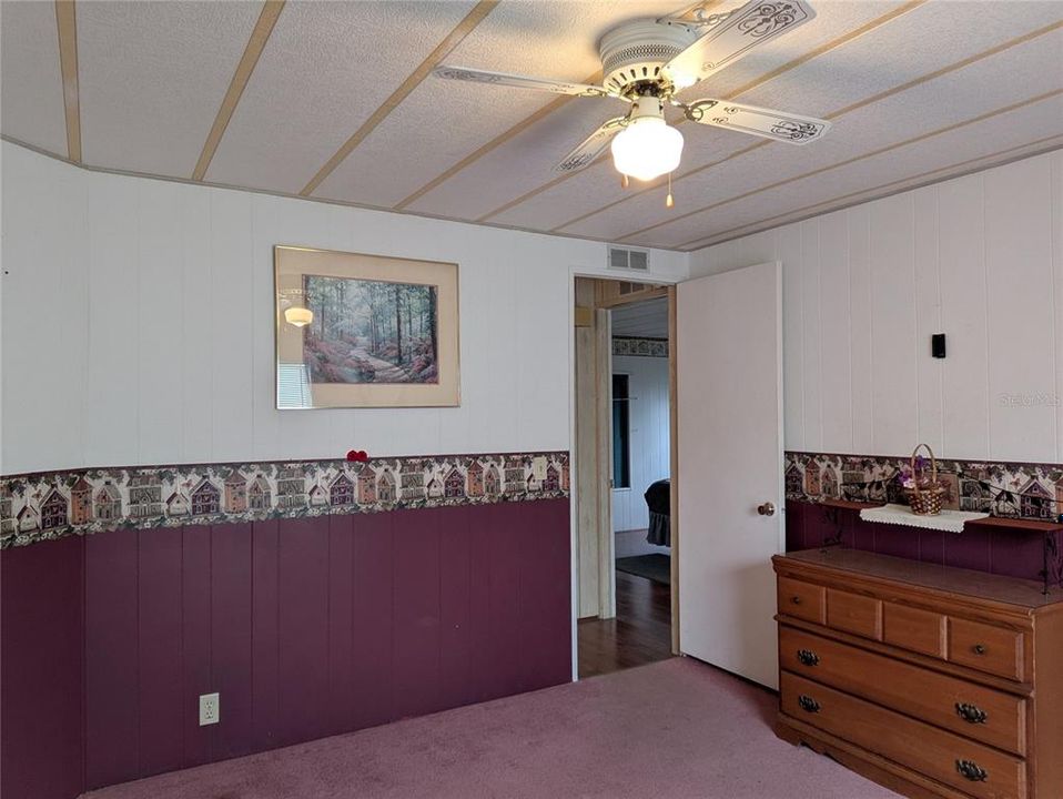 На продажу: $118,000 (2 спален, 2 ванн, 1104 Квадратных фут)