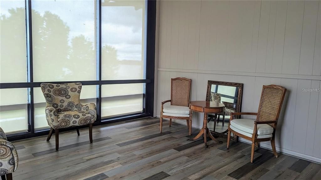 На продажу: $118,000 (2 спален, 2 ванн, 1104 Квадратных фут)