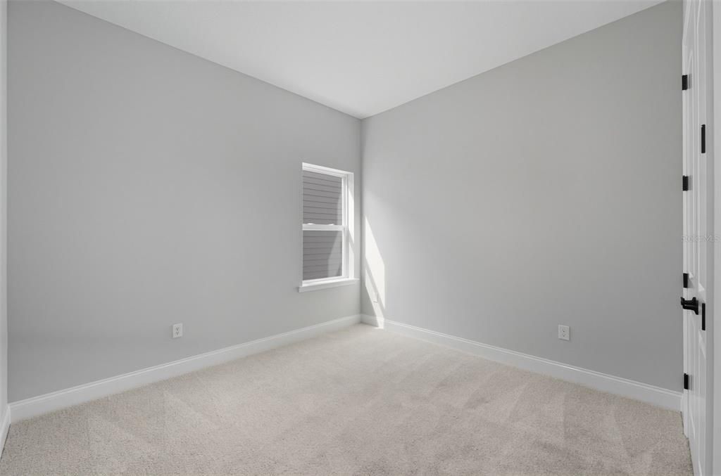 Activo con contrato: $669,990 (4 camas, 4 baños, 2989 Pies cuadrados)