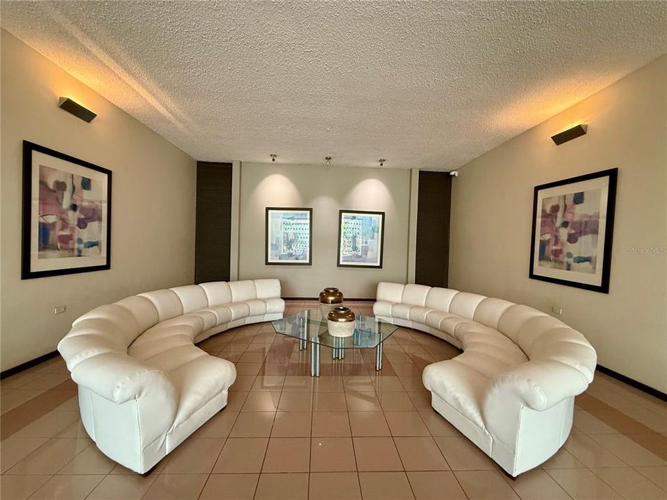 В аренду: $2,650 (2 спален, 2 ванн, 1193 Квадратных фут)