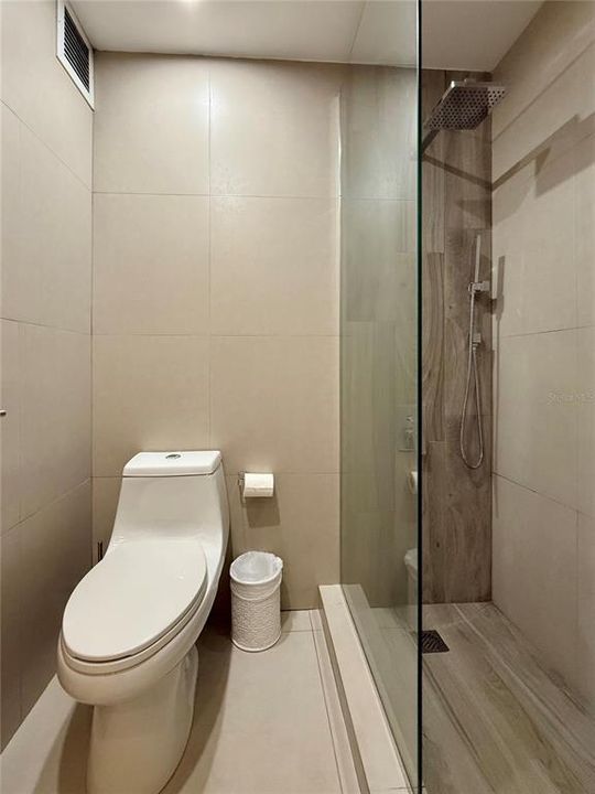 В аренду: $2,650 (2 спален, 2 ванн, 1193 Квадратных фут)