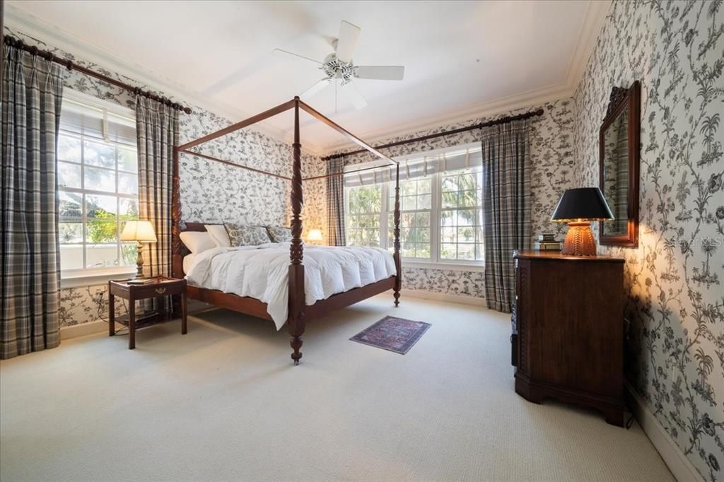 For Sale: $2,700,000 (6 beds, 6 baths, 6246 Square Feet)