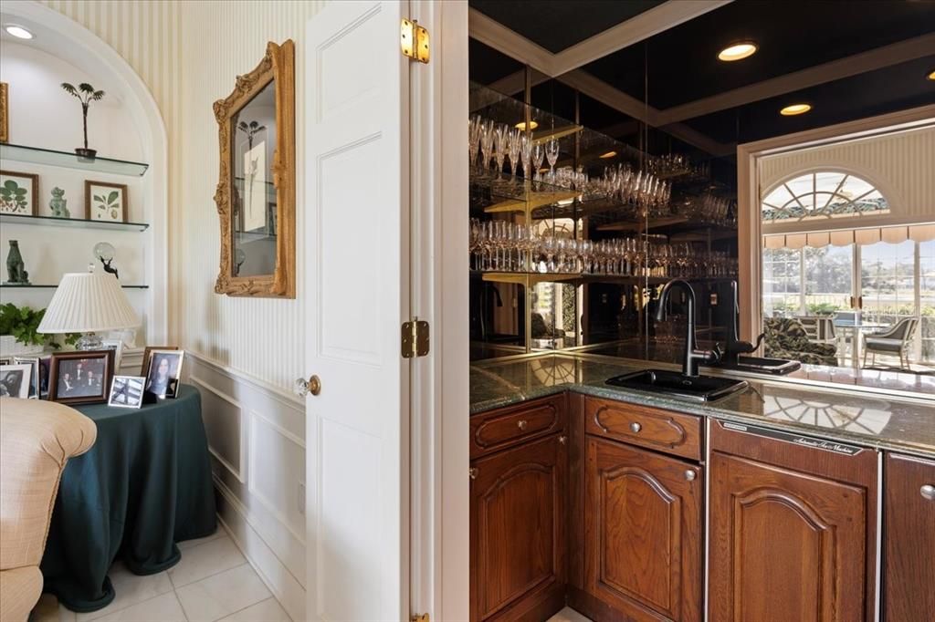 For Sale: $2,700,000 (6 beds, 6 baths, 6246 Square Feet)