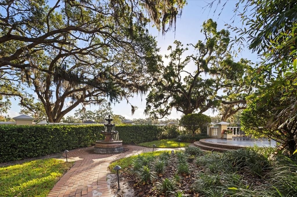 For Sale: $2,700,000 (6 beds, 6 baths, 6246 Square Feet)