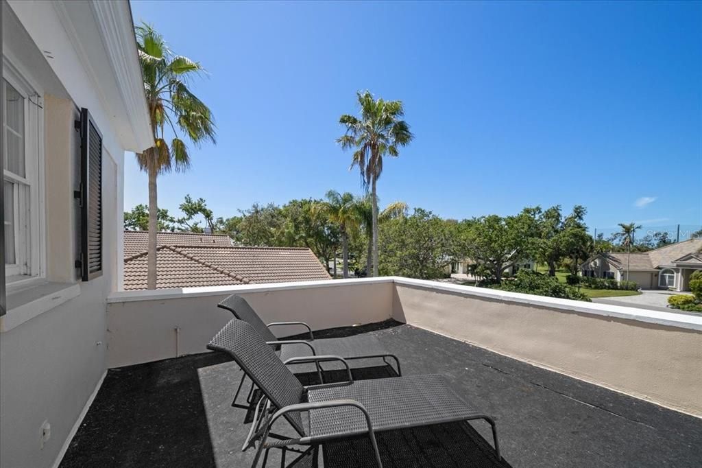 For Sale: $2,700,000 (6 beds, 6 baths, 6246 Square Feet)