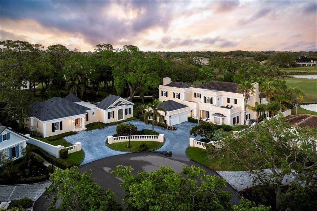 For Sale: $2,700,000 (6 beds, 6 baths, 6246 Square Feet)