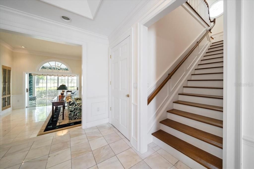 For Sale: $2,700,000 (6 beds, 6 baths, 6246 Square Feet)