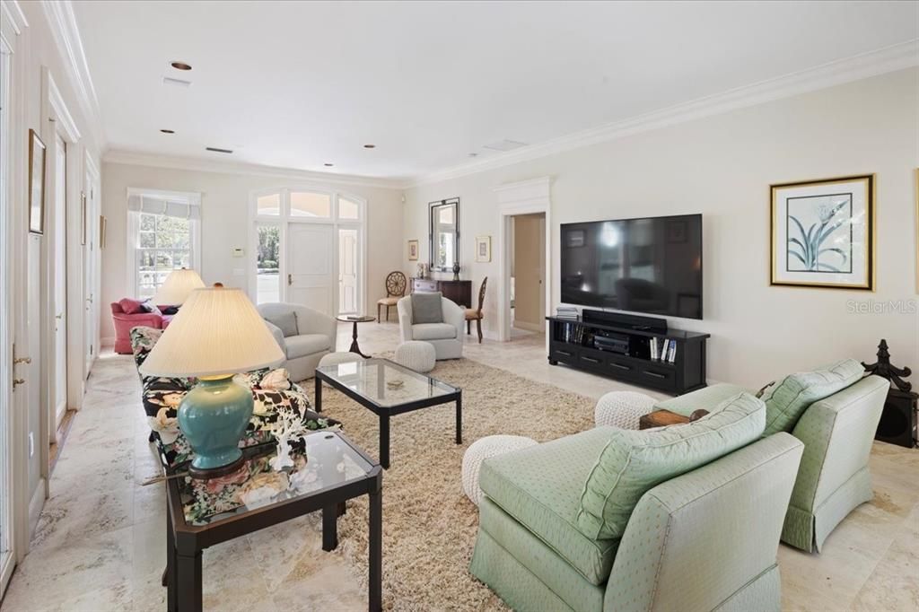 For Sale: $2,700,000 (6 beds, 6 baths, 6246 Square Feet)